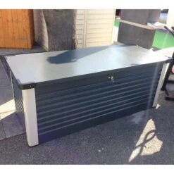 Coffre De Rangement En Métal Anthracite 750L Patio Box 1,06m² TRIMETALS -Abri De Jardin coffre de rangement en metal antracite 750l patio box 106m trimetals 3