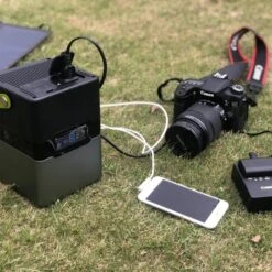 Batterie Portative Izywatt 250Wh + Panneau Solaire Semi-rigide 50W -Abri De Jardin pack station denergie portative izywatt 250wh panneau solaire semi rigide 50w 3